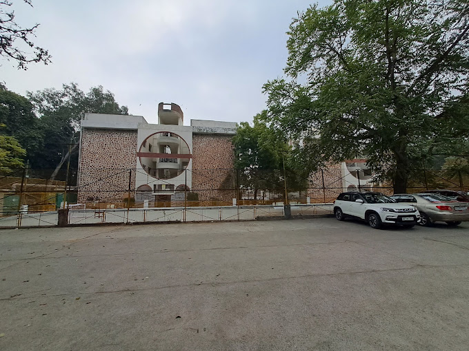 Manav Sthali School — Rajinder Nagar campus