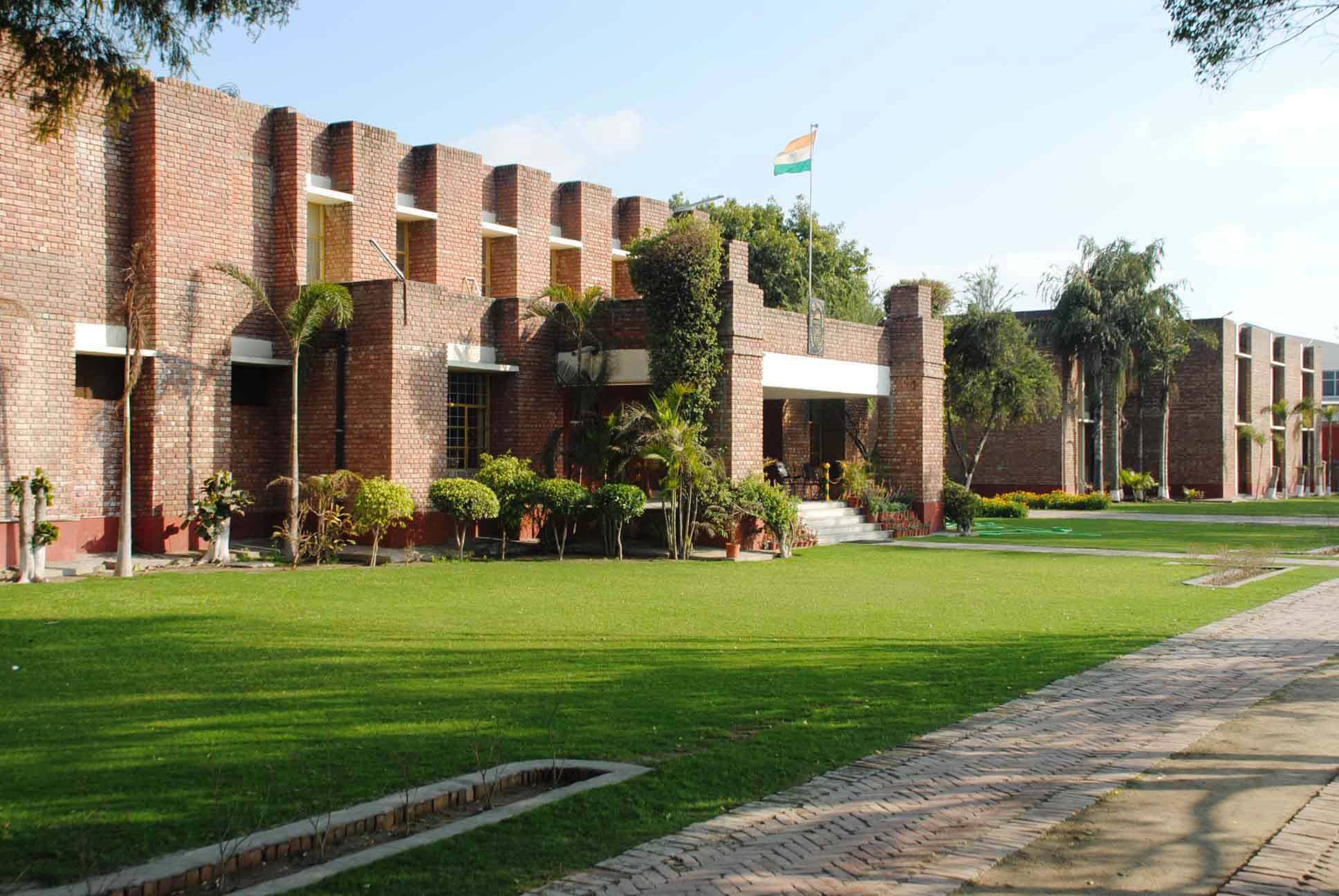 Rising Sun Public School campus
