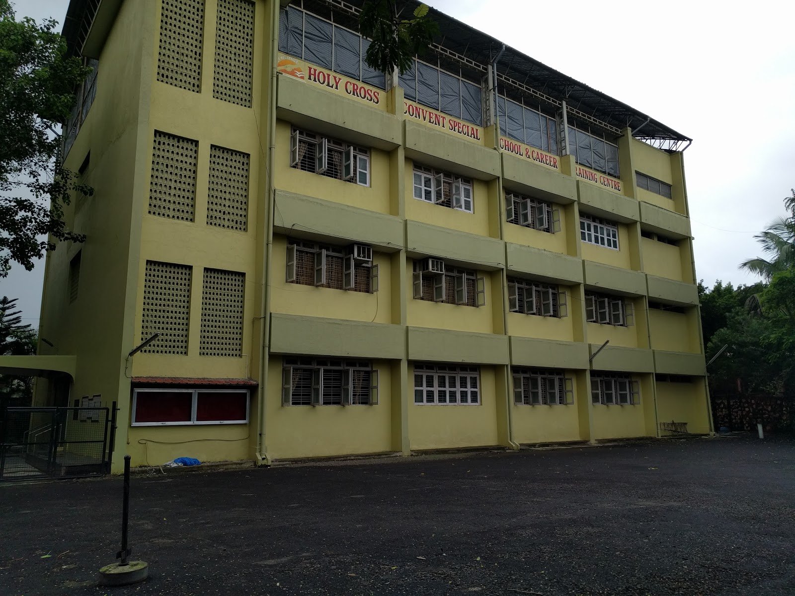 Holy Cross Convent Special School and Career Training Centre — Thane West campus