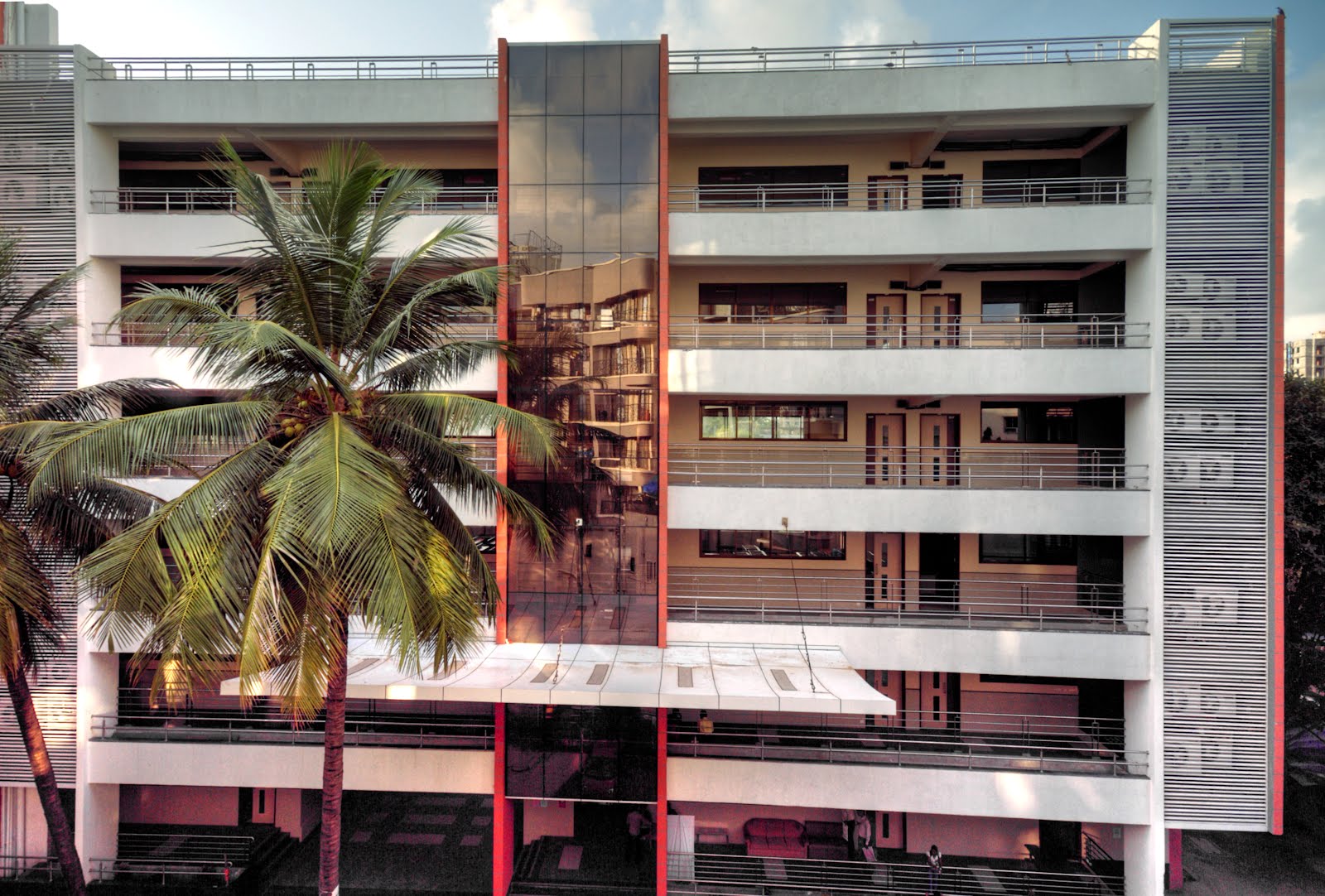 Lords Universal Junior College Of Commerce And Science — Goregaon West campus