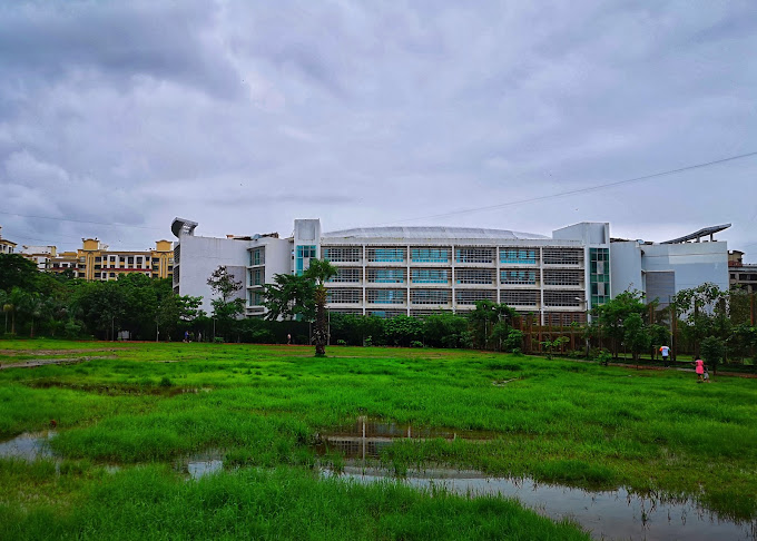 Lokhandwala Foundation School — Kandivali East campus