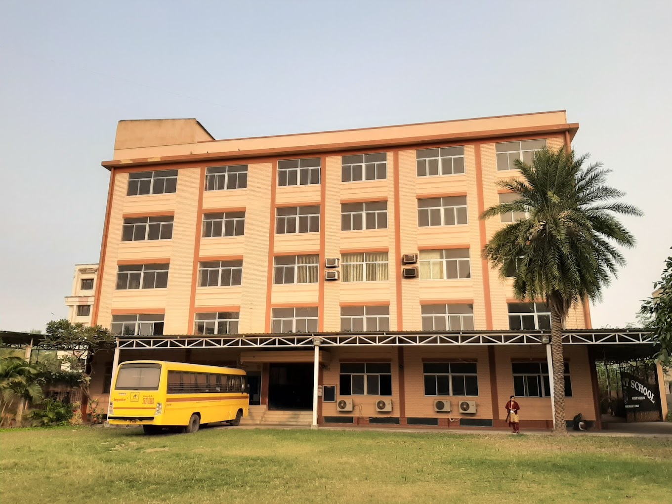 Silver Point School — Kasba campus