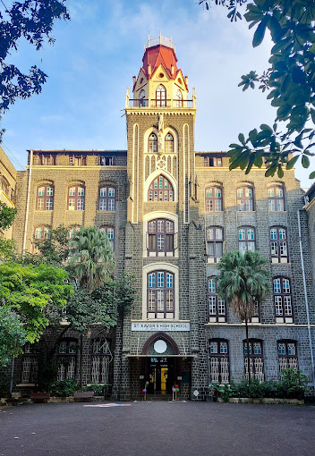St. Xavier's High School — Fort campus