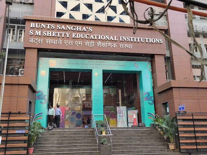 S.M.Shetty High School And Junior College campus