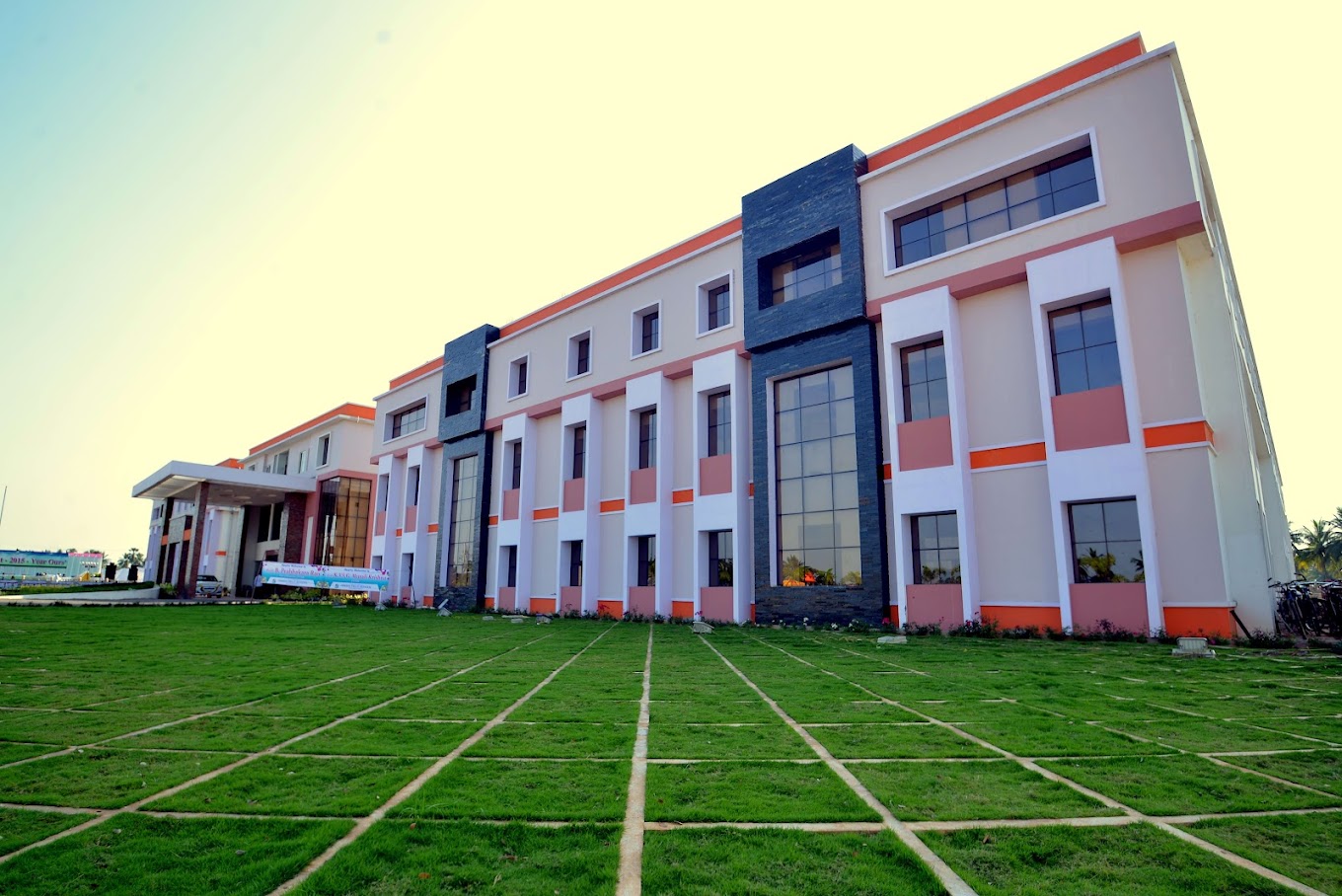 Green Field International School campus
