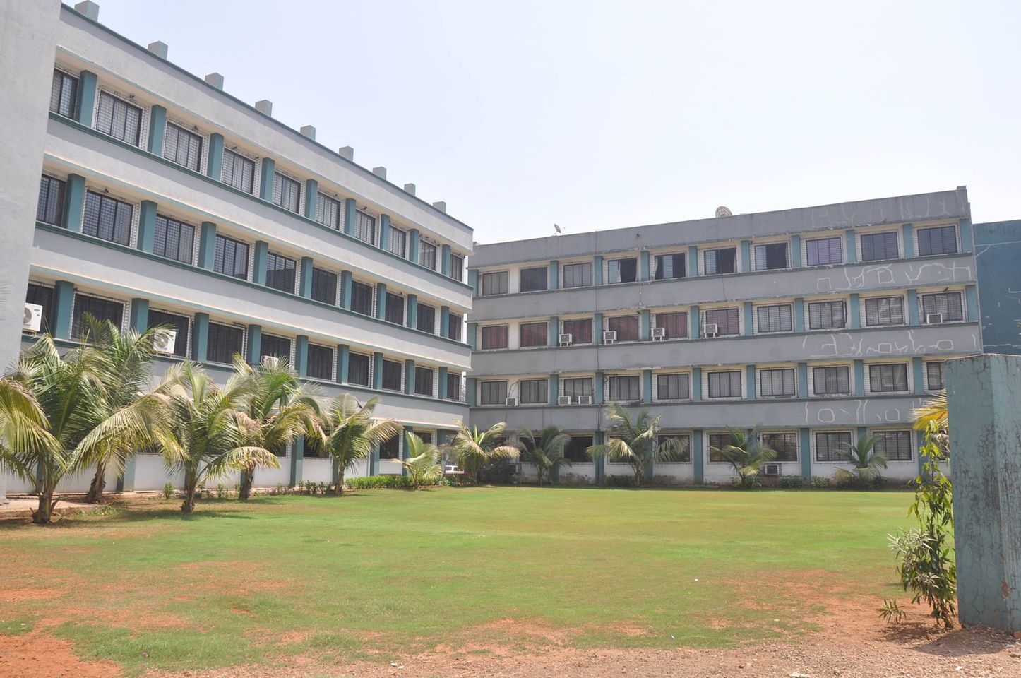 Western College Of Commerce And Business Management (Junior College) — Sanpada campus