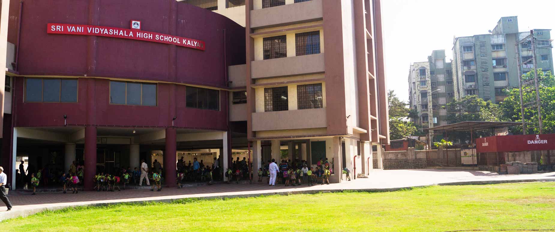 Sri Vani Vidyashala High School — Kalyan West campus