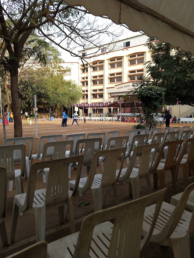 Sindhi Model Senior Secondary School campus
