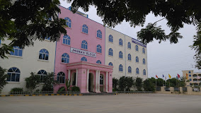 Sri Venkateshwara Matriculation Higher Secondary School campus