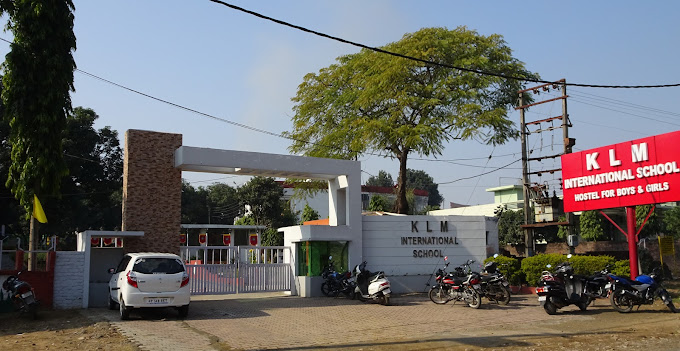 KLM International School campus