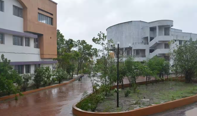 Shivneri School And Junior College — Khanapur campus