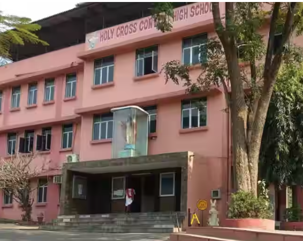 Holy Cross Convent Primary School — Thane West campus