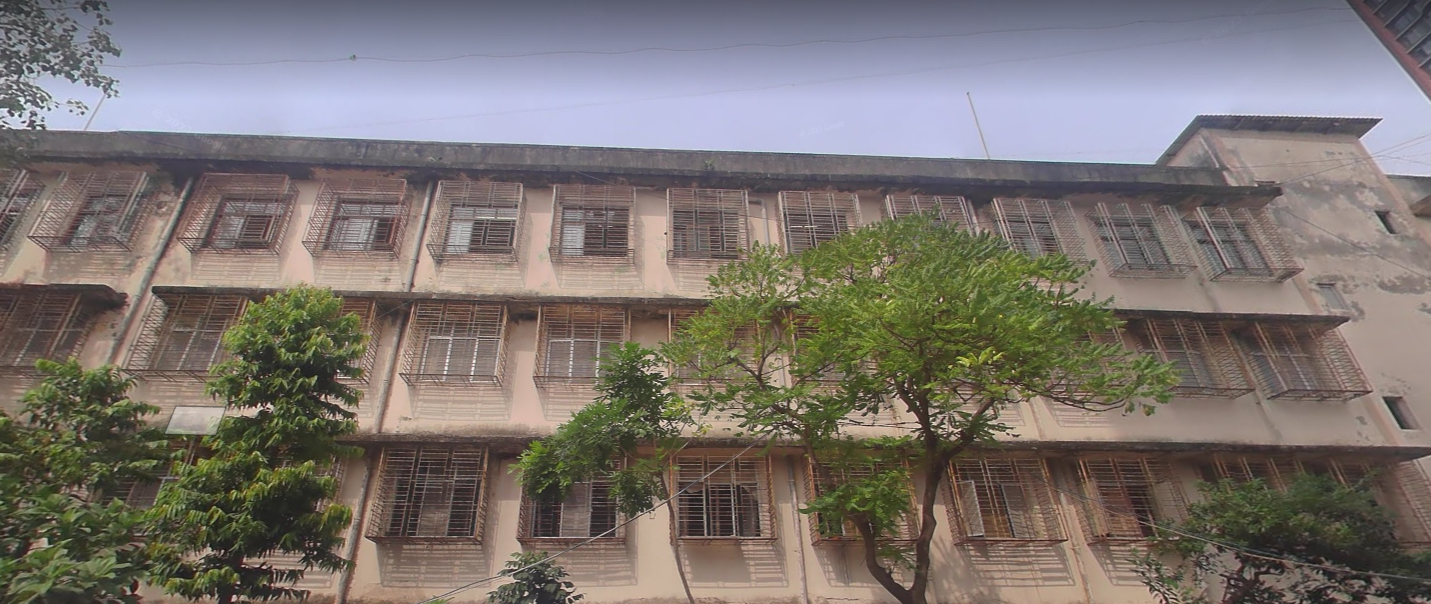 Little Flower Of Jesus High School — Marine Lines campus
