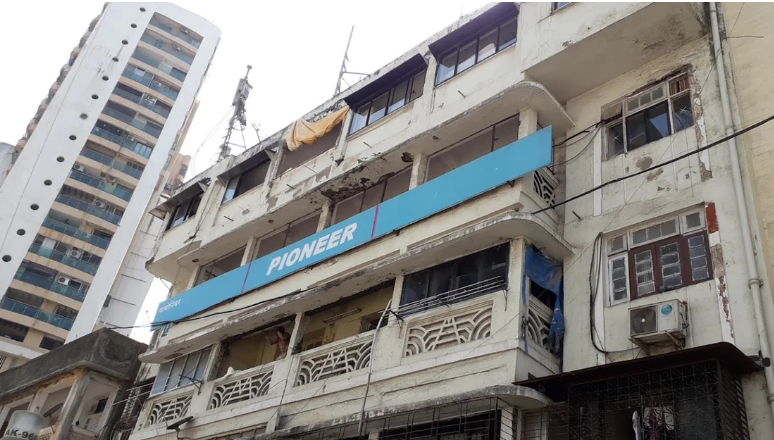 Pioneer Junior Colleges of Science — Dadar West campus