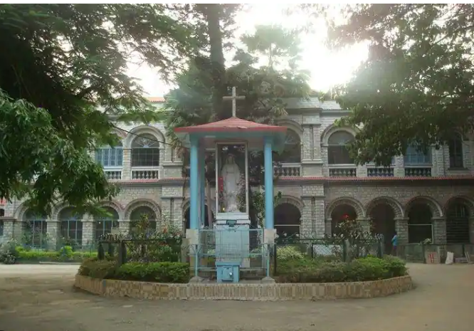 Chamarajpet Girls High School — Chamrajpet campus