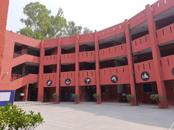 St. Mark's Senior Secondary Public School — Janakpuri campus