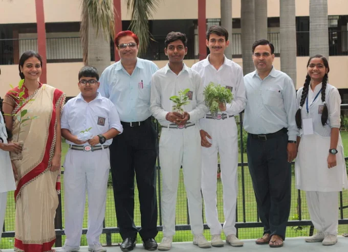 Bhaurav Devras Saraswati Vidya Mandir campus photo 2 of 3 — Sector 12