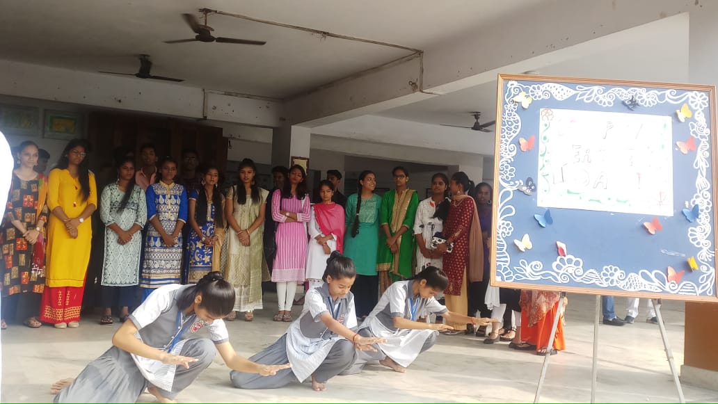 Lord Mahavira School campus photo 8 of 9 — Sector 29