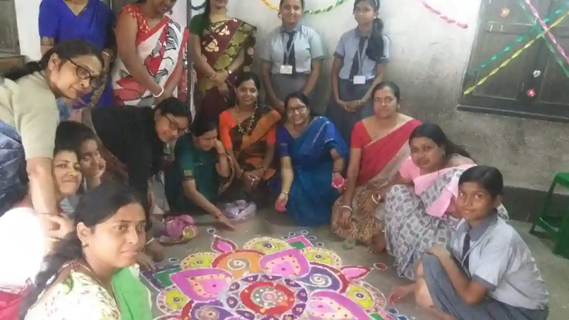 Blooming Bud Day high School campus photo 2 of 4 — Maheshtala
