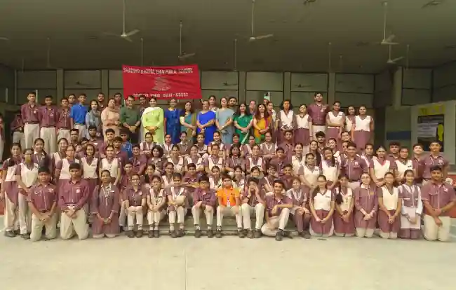 Shaheed Rajpal DAV Public School campus photo 3 of 7 — Anand Vihar
