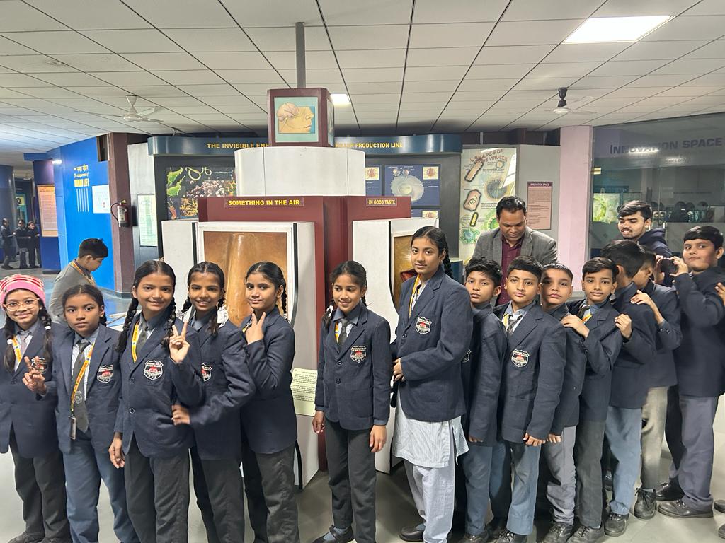 Aggarwal Public Junior High School campus photo 27 of 30 — Sector 62A