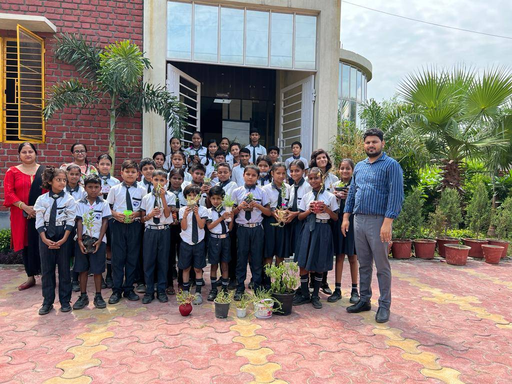 Duv International School campus photo 10 of 19 — Sector 123