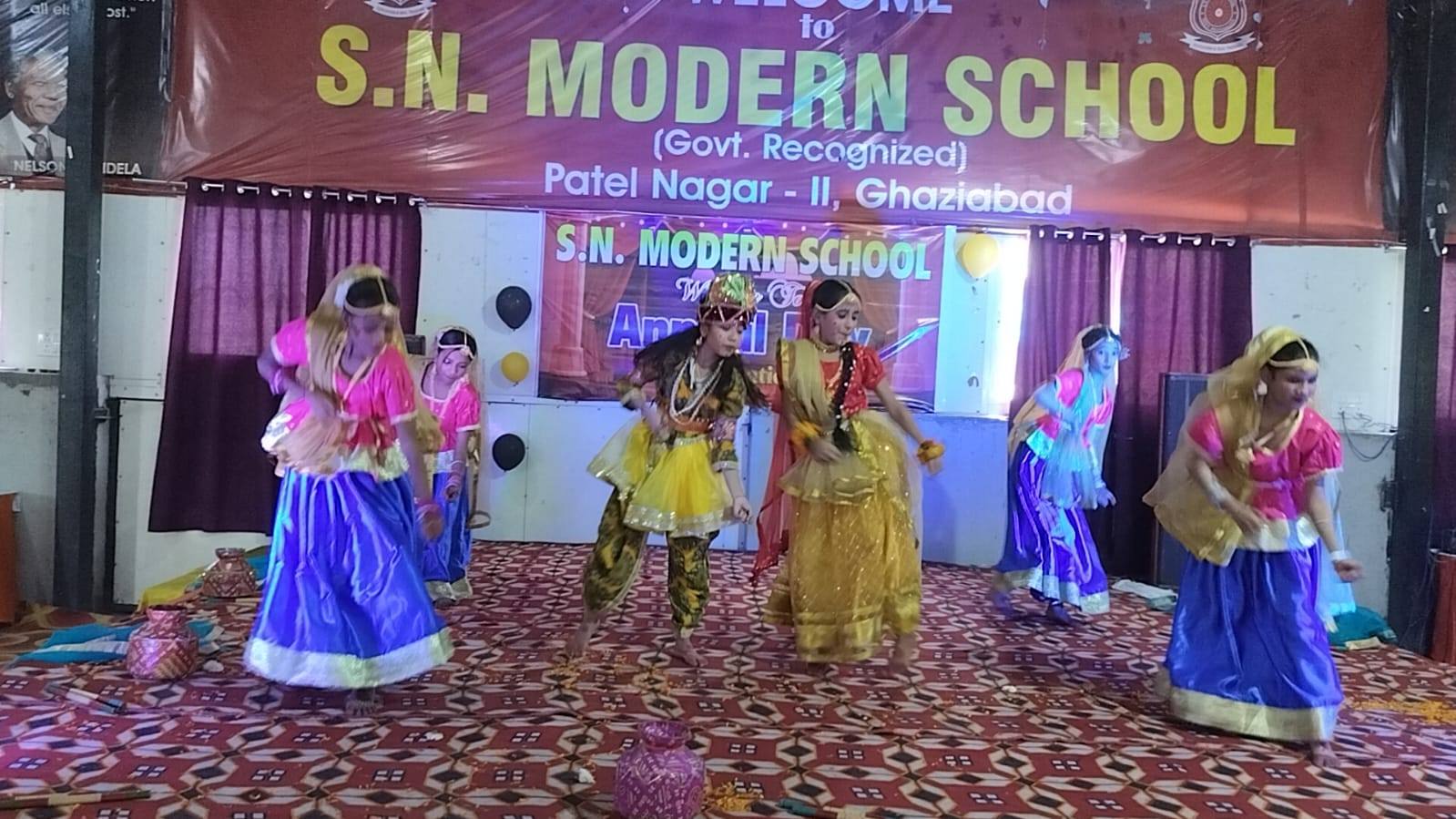 S.N. Modern School campus photo 25 of 30 — New Ashok Nagar