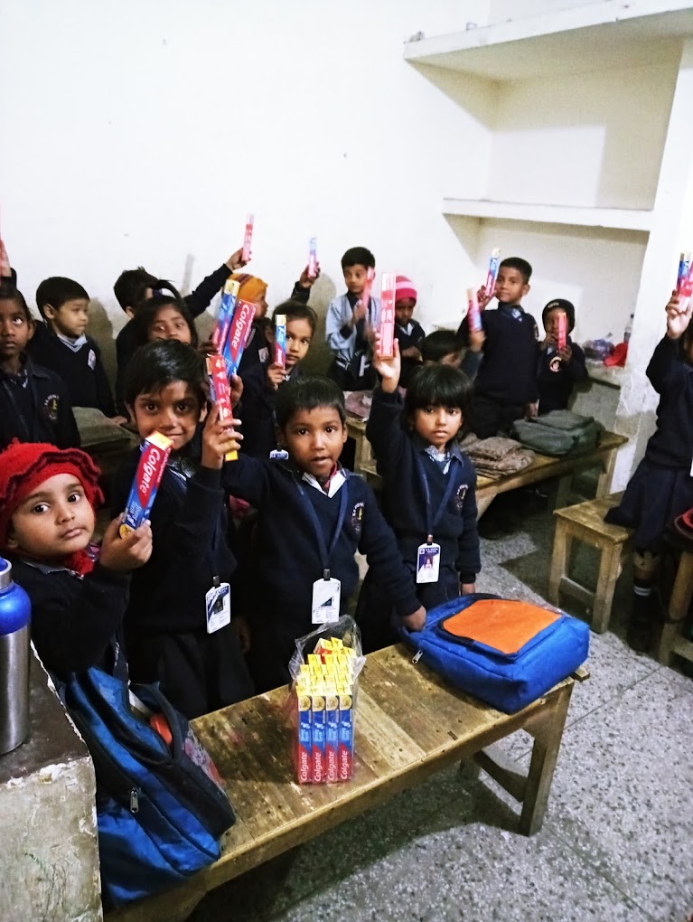 SS Vidya Niketan School campus photo 12 of 19 — Sector 31