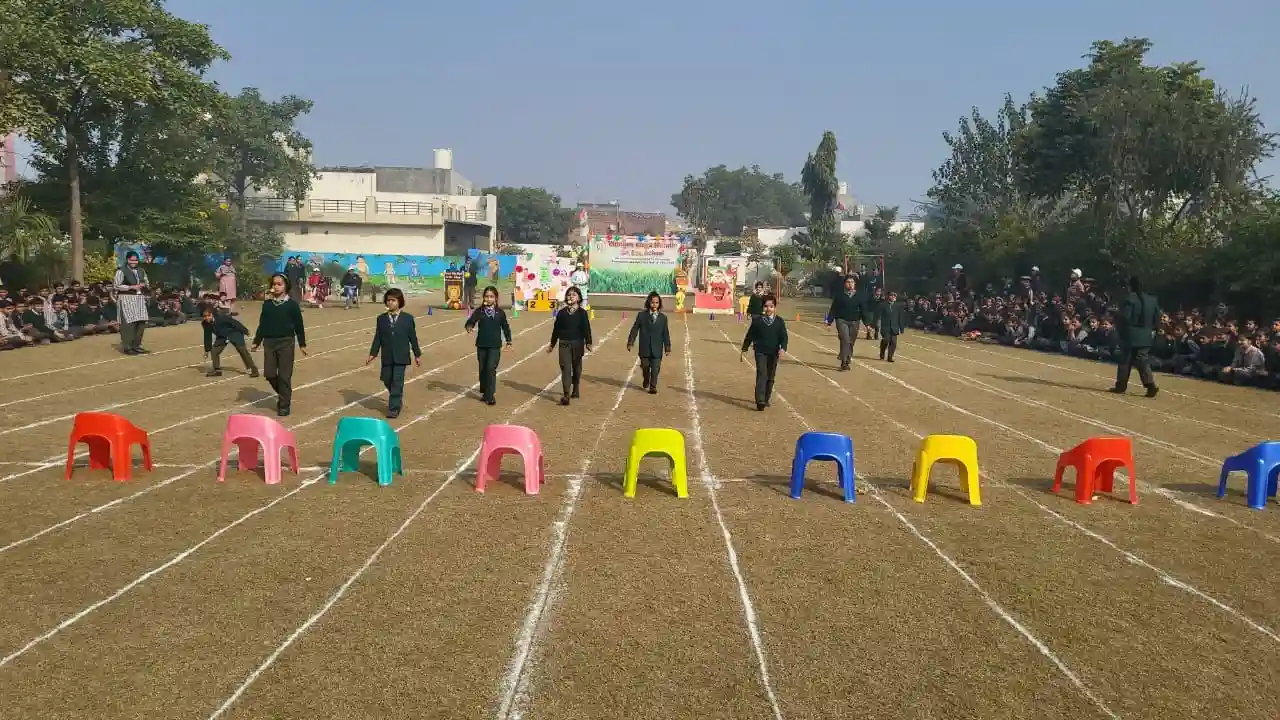 Vinayak Vidya Mandir Sr. Sec School campus photo 3 of 10 — Kumashpur