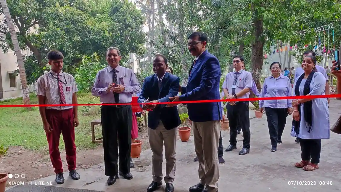 Manav Kendra Gyan Mandir School campus photo 8 of 26 — Vadodara (Baroda)