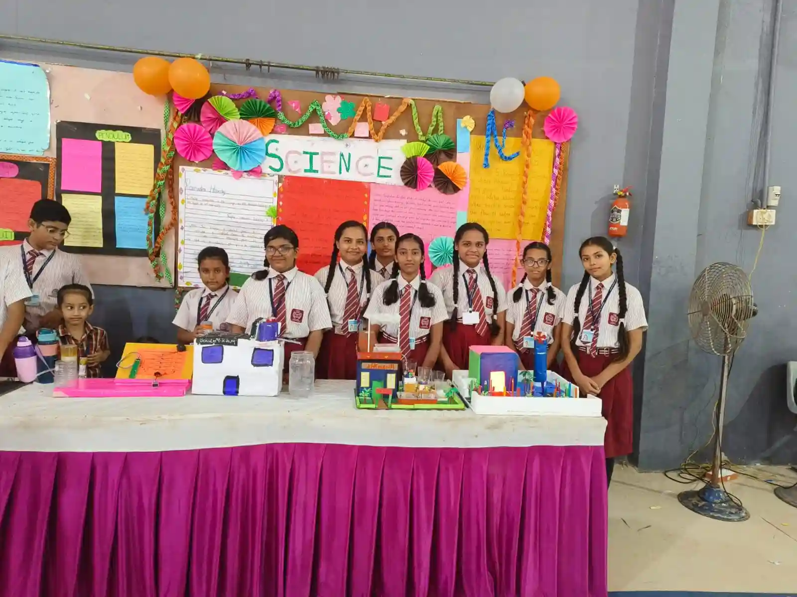 Manav Kendra Gyan Mandir School campus photo 10 of 26 — Vadodara (Baroda)