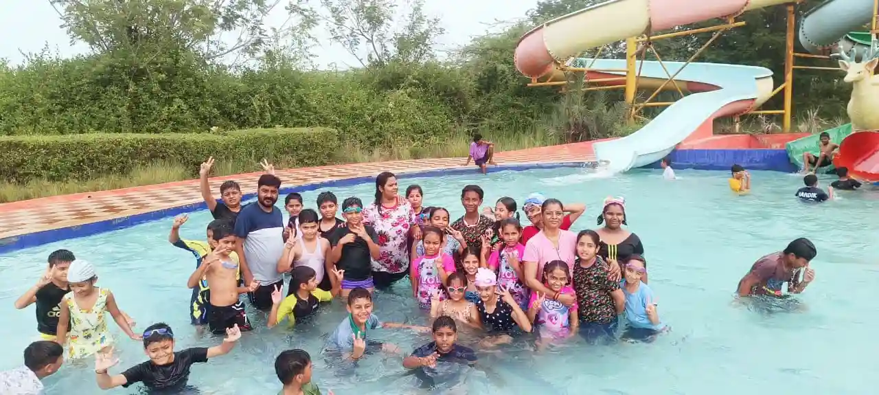 Manav Kendra Gyan Mandir School campus photo 19 of 26 — Vadodara (Baroda)