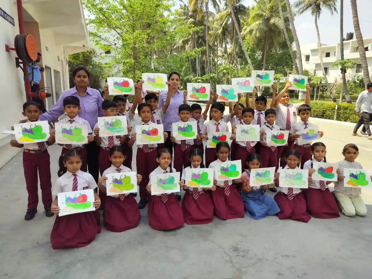 Manav Kendra Gyan Mandir School campus photo 14 of 26 — Vadodara (Baroda)