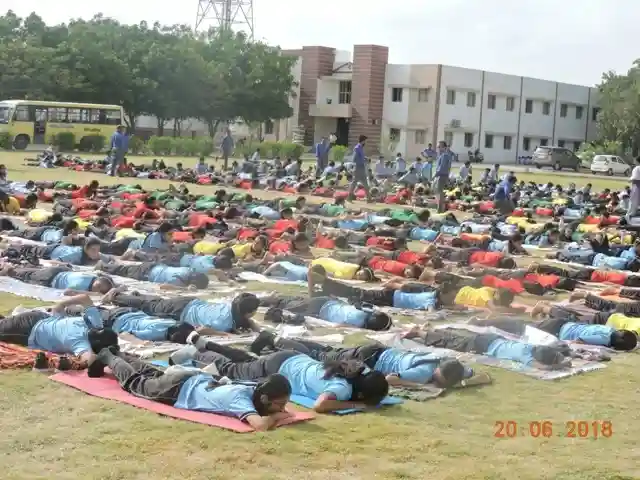 Nalanda Vidyalaya campus photo 2 of 18 — Rajkot