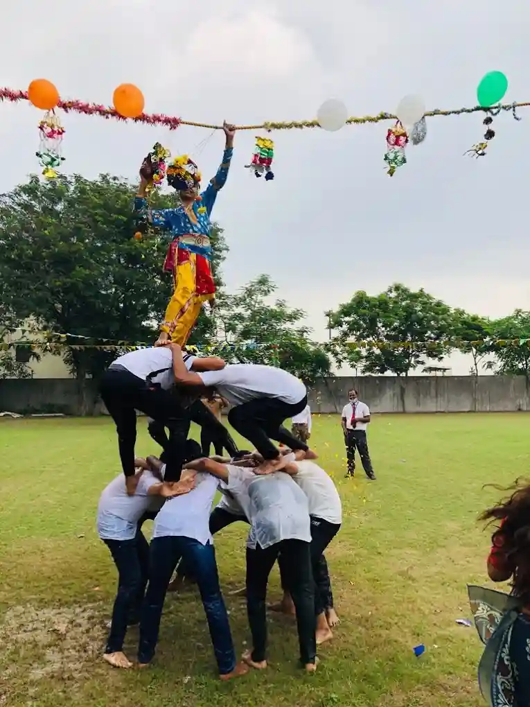 SDJ International School campus photo 7 of 10 — Surat