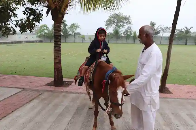 Vishwabharti Girls International School campus photo 4 of 8 — Surat
