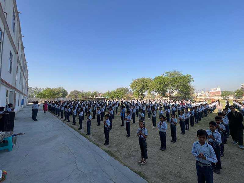 Ch. Chiranji Lal Chandila senior secondary school campus photo 8 of 14 — Sector 54