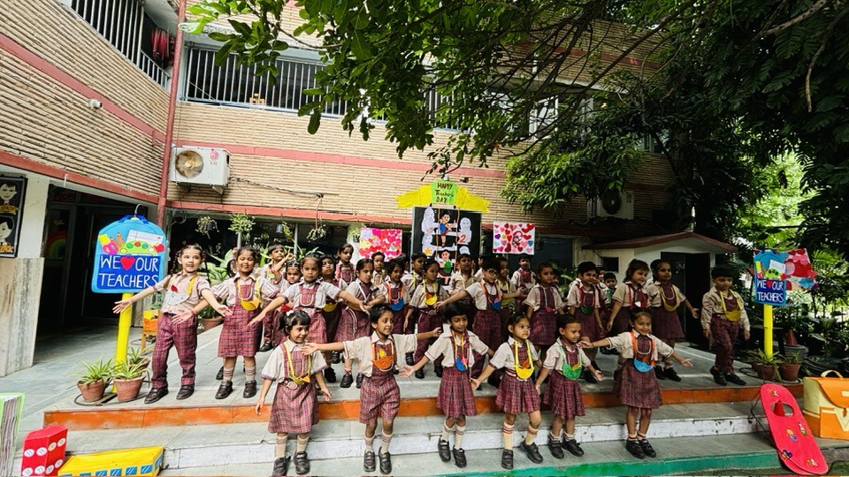 DAV Public School campus photo 7 of 14 — Anand Vihar