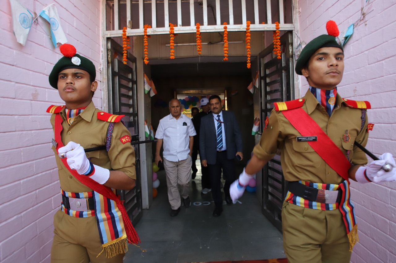 Bal Vidya Mandir Senior Secondary School campus photo 7 of 18 — Charbagh