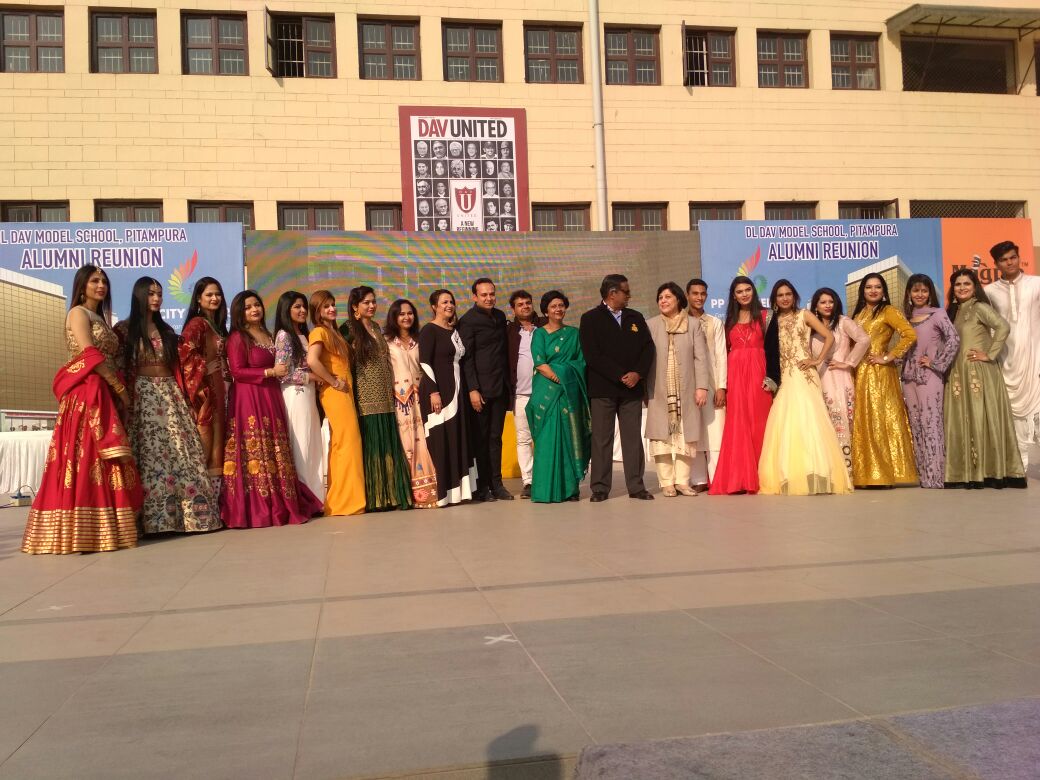 Darbari Lal D.A.V. Model School campus photo 3 of 30 — Pitampura