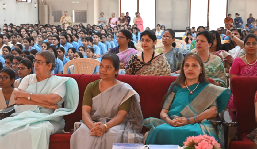 Loreto Convent Intermediate College campus photo 4 of 21 — Gulistan Colony