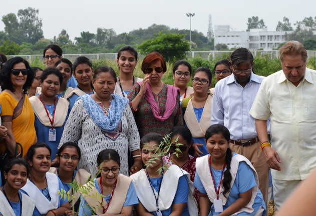 Loreto Convent Intermediate College campus photo 20 of 21 — Gulistan Colony