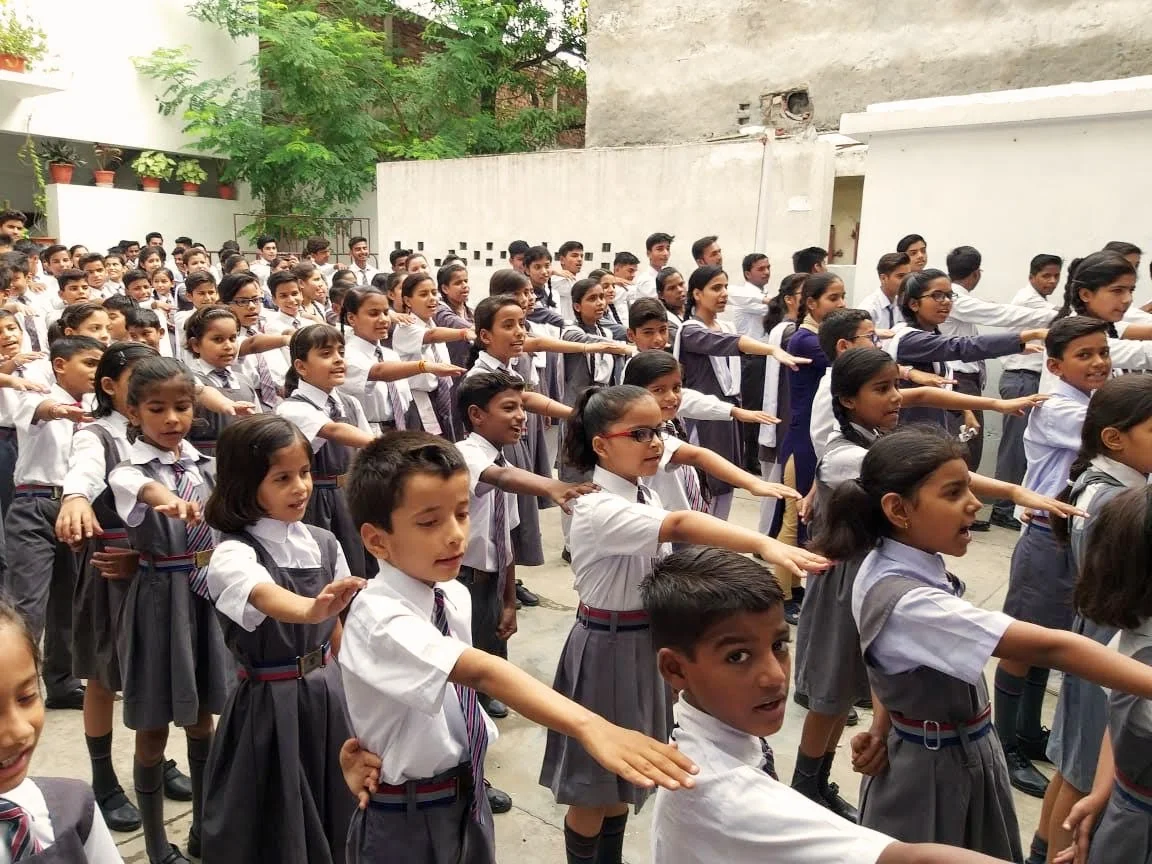 Mahanagar Public Inter College campus photo 16 of 17 — Alambagh