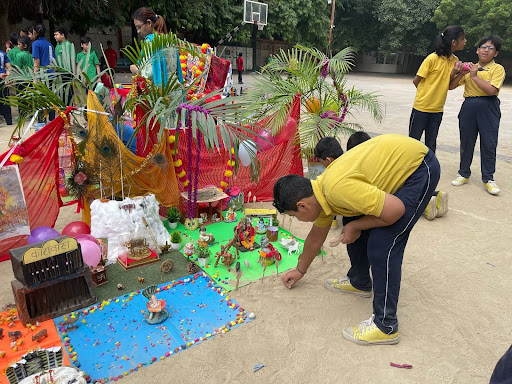 Modern School campus photo 2 of 22 — Aliganj
