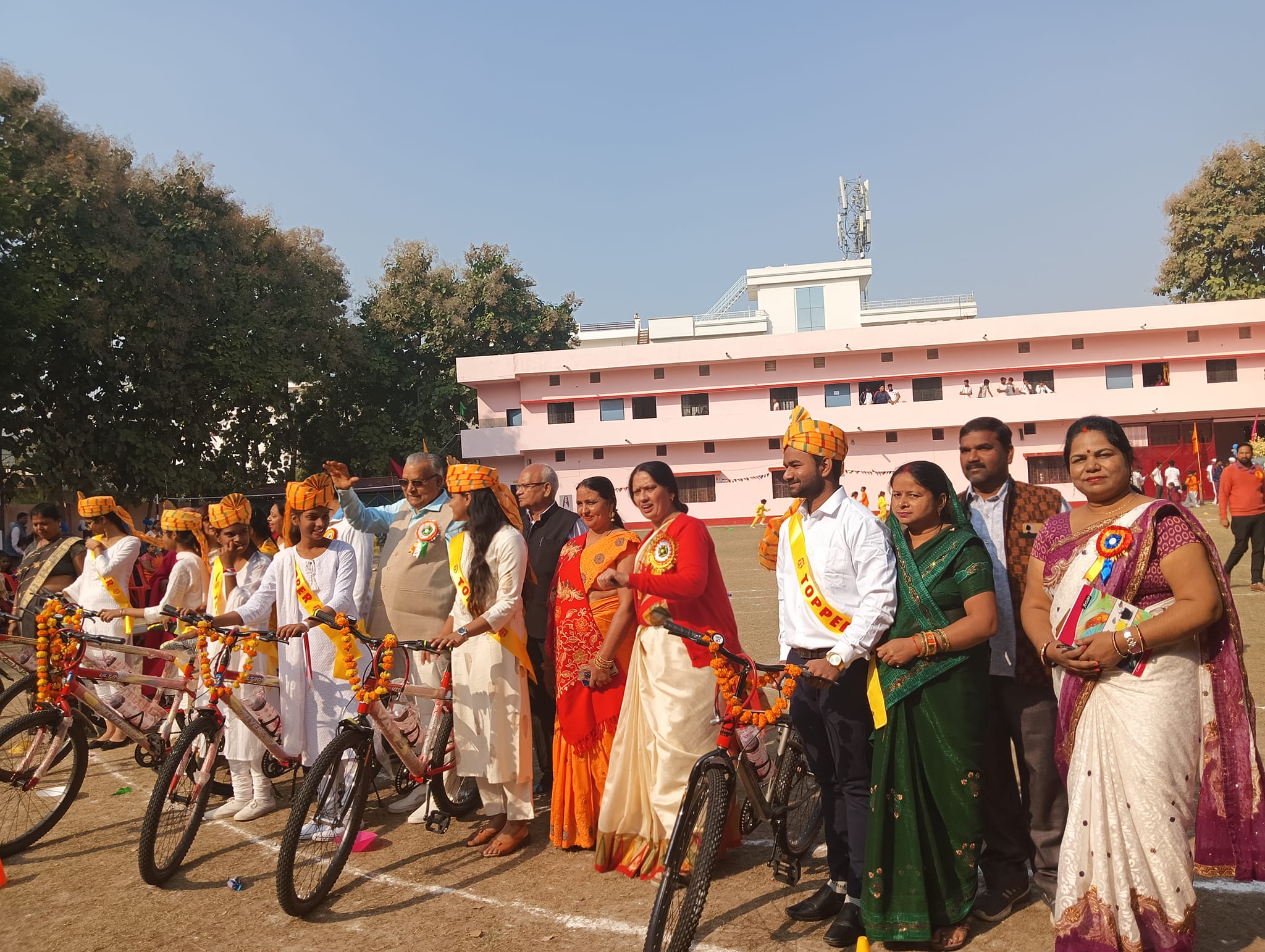 New Public College
 campus photo 8 of 15 — Mohanlalganj