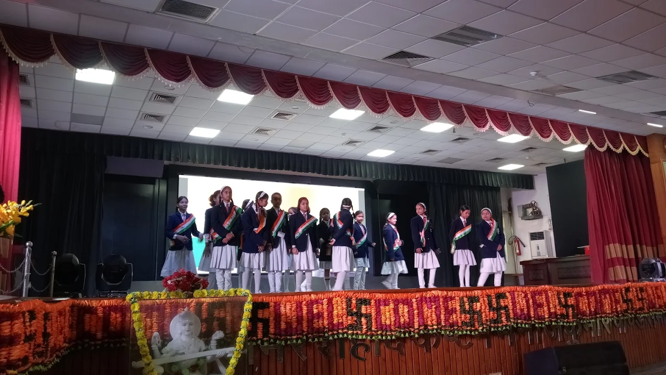 Rani Laxmi Bai Memorial School campus photo 5 of 10 — Indira Nagar