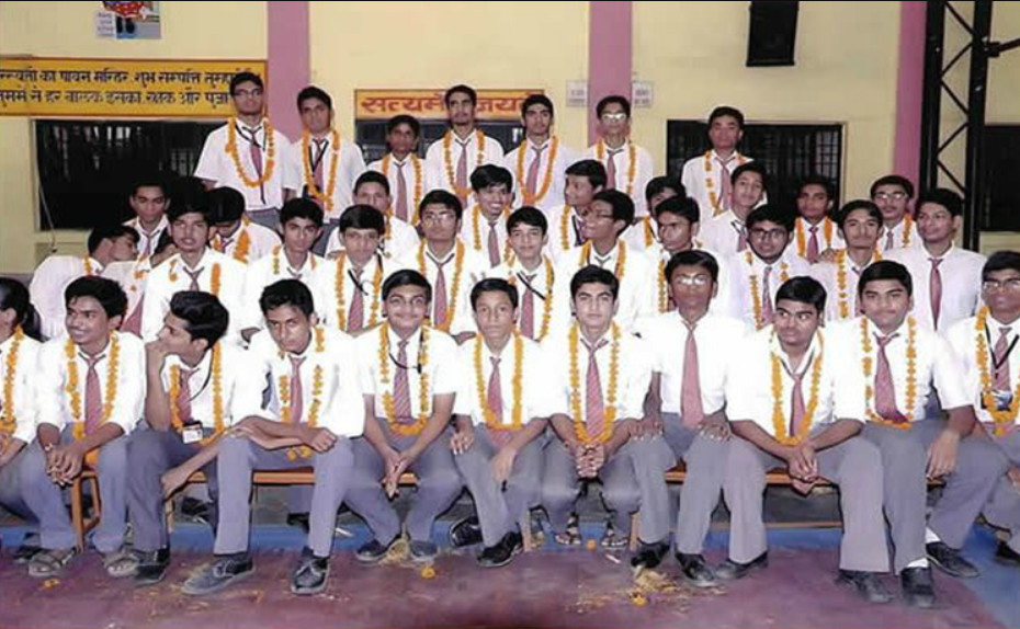 Rani Laxmi Bai Memorial School campus photo 21 of 30 — Chinhat