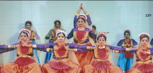 Rani Laxmi Bai Memorial Senior Secondary School campus photo 7 of 9 — Vikas Nagar