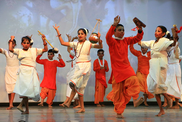 Rani Laxmi Bai Memorial Senior Secondary School campus photo 12 of 20 — Indira Nagar