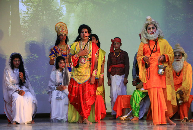 Rani Laxmi Bai Memorial Senior Secondary School campus photo 10 of 20 — Indira Nagar